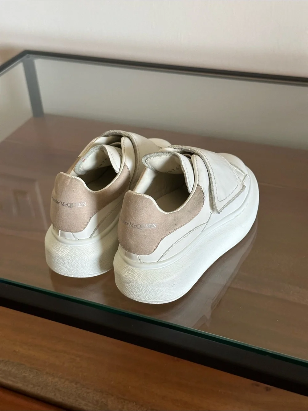 Alexander McQueen Kids Oversized Velcro Leather Sneakers EU 26